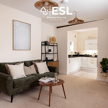 Elegant Apartment On Historic Cobbled High St Shrewsbury Town Centre Exterior foto